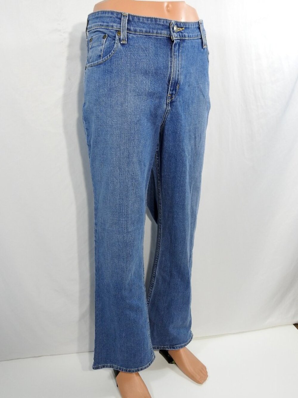 Levis Sz 18 Mid Rise Bootcut Jeans Womens Denim